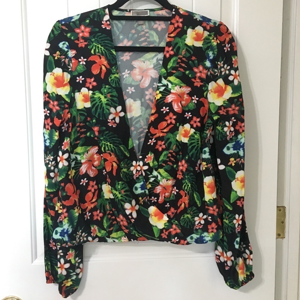 Chelsea28 Tropical Floral Long Sleeve Wrapped Top